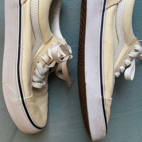 size 6 Beige Vans - Picture 2 of 5